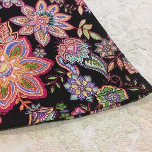 Mandee Black Floral Print 90’s Style Skater Dress - Picture 4 of 5